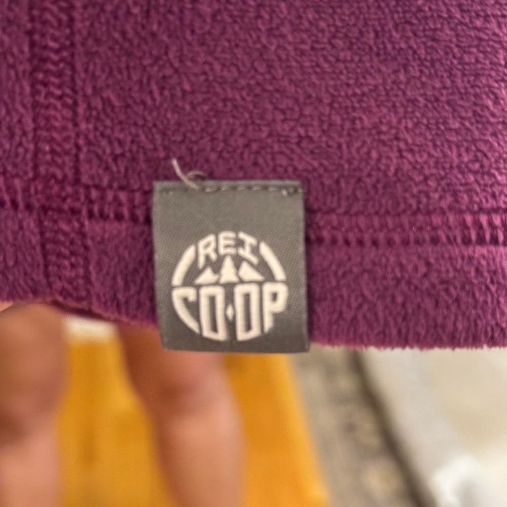 Rei quarter zip sz M base layer - Picture 6 of 8